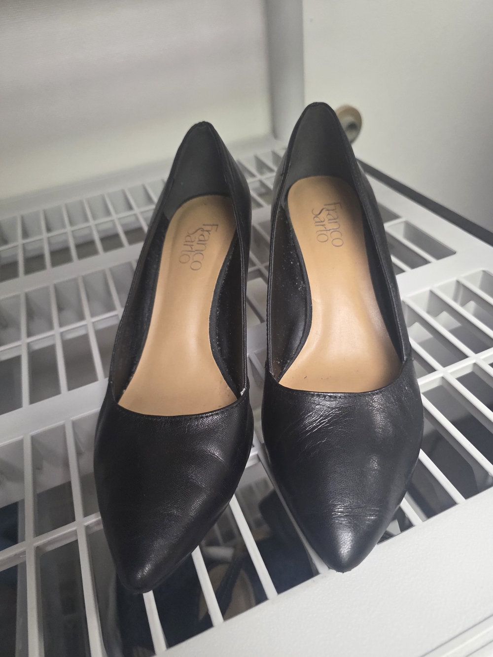 Franco Sarto Black Pointed-Toe Leather Wedge Pumps GREAT SHAPE
